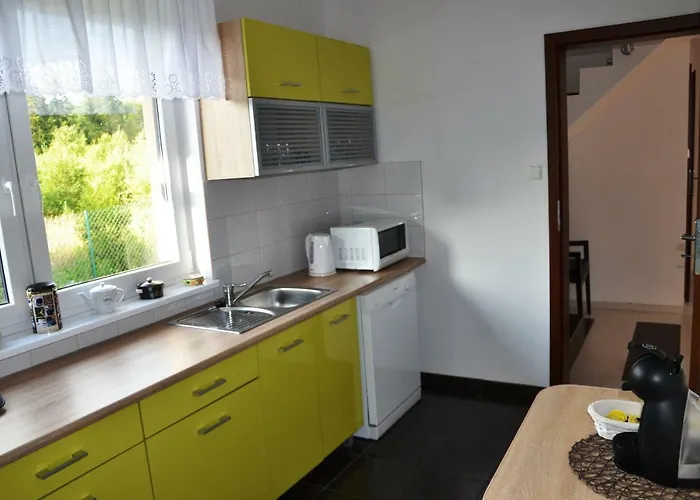 Dom Wakacyjny Albert Semesterbostad Mieroszyno